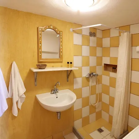 Apartment Stone House In